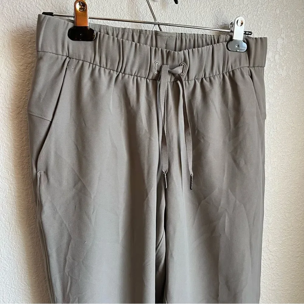Lululemon On The Fly Jogger Carbon Dust